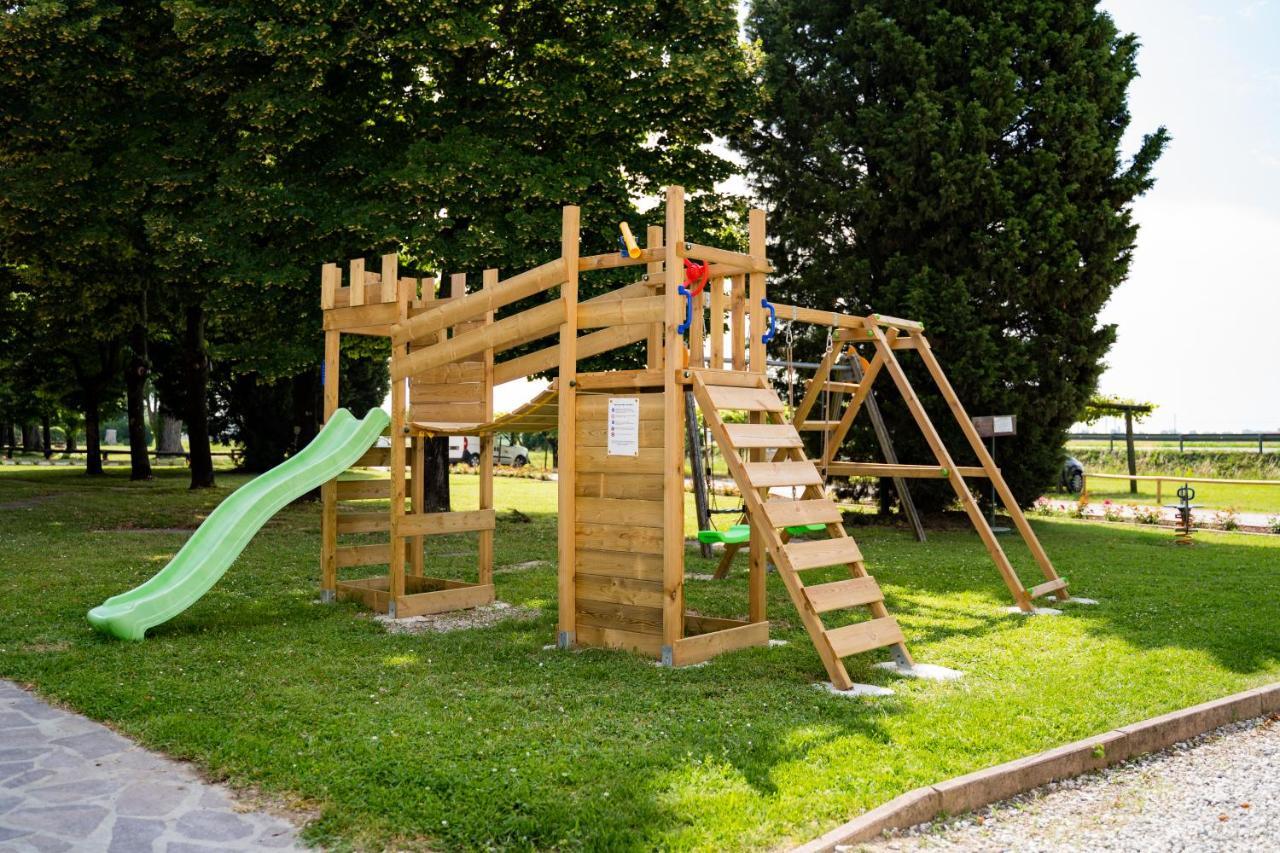 Agriturismo Isola Augusta Palazzolo dello Stella Ngoại thất bức ảnh